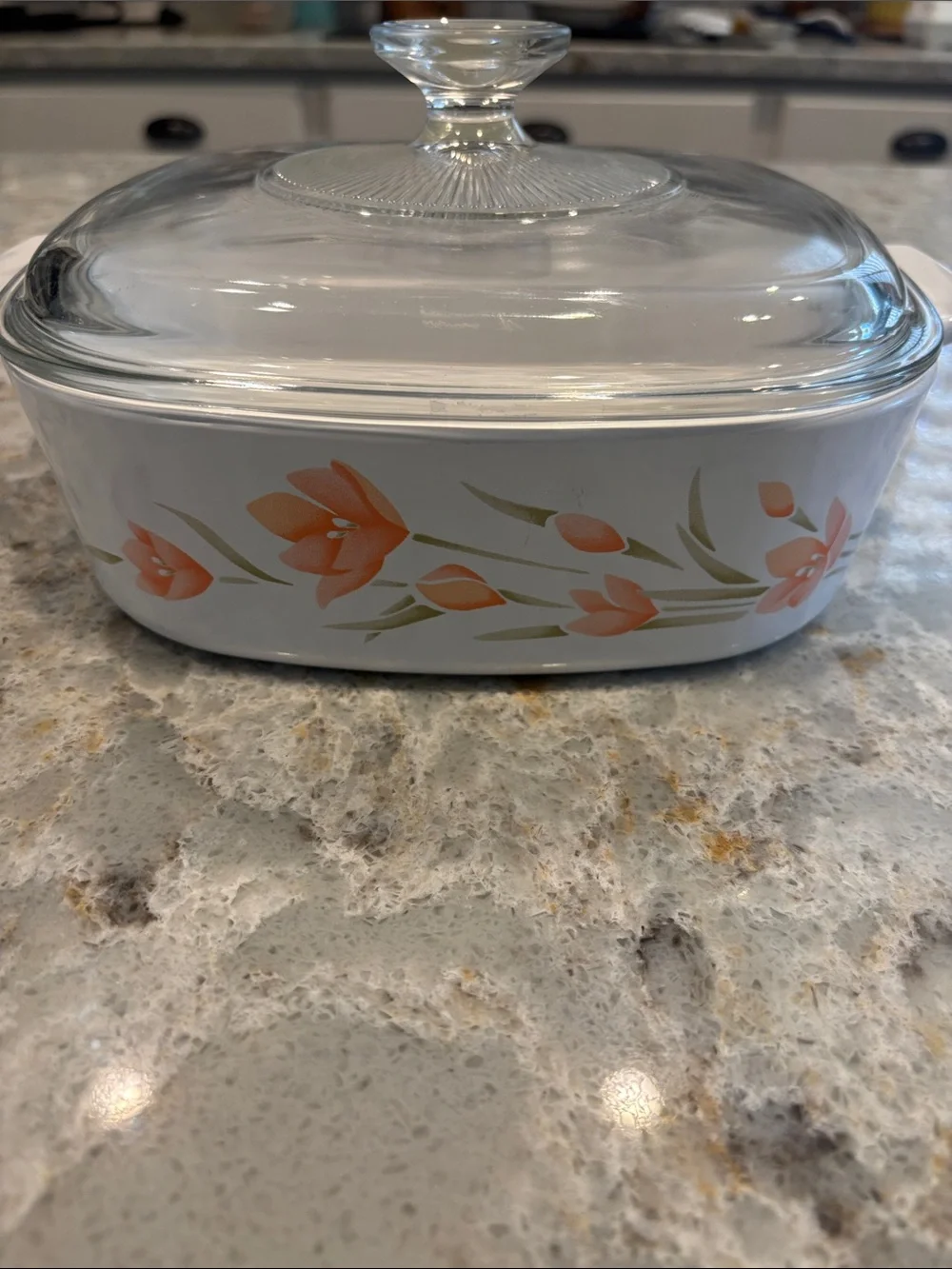 Vintage Corning Ware Peach Blossom Casserole Dish 2L with lid & handles